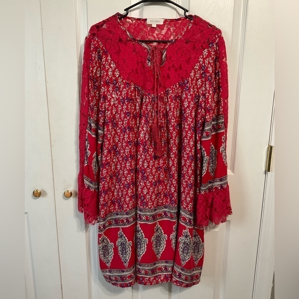 Velzera mini dress. red. Size L